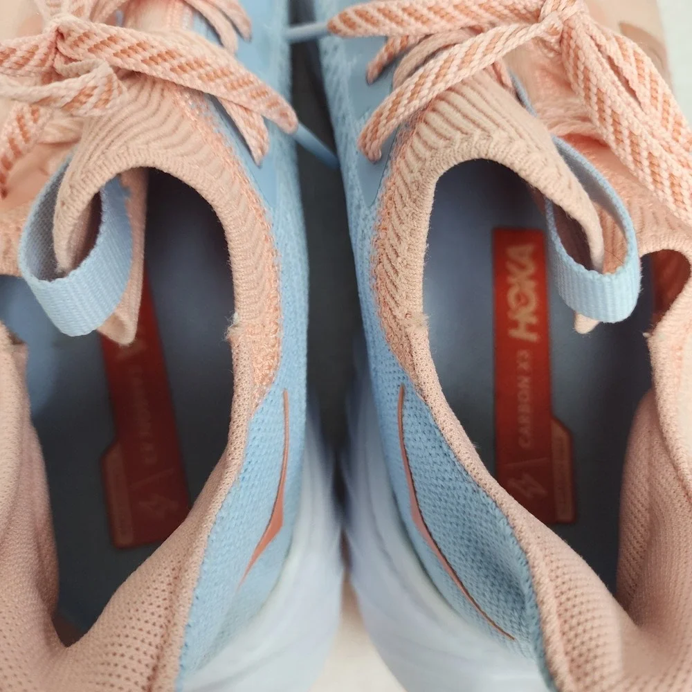 Hoka One One hoka one